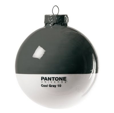 PANTONE GLASS CHRISTMAS BALL